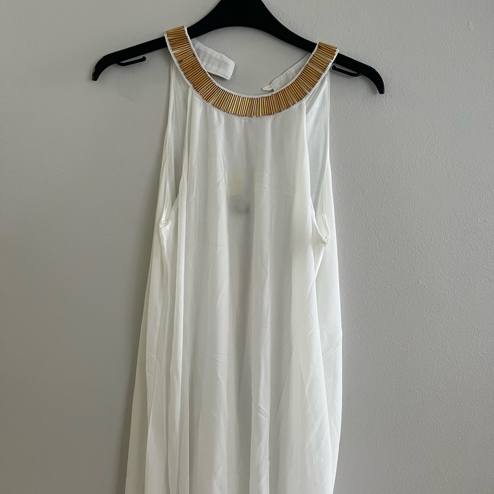 034- long white top